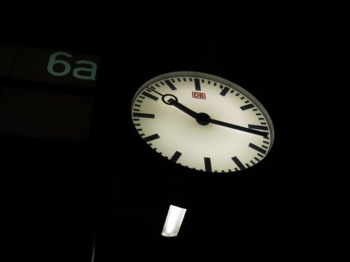 Wuerzburg201508_Bahnsteig.jpg